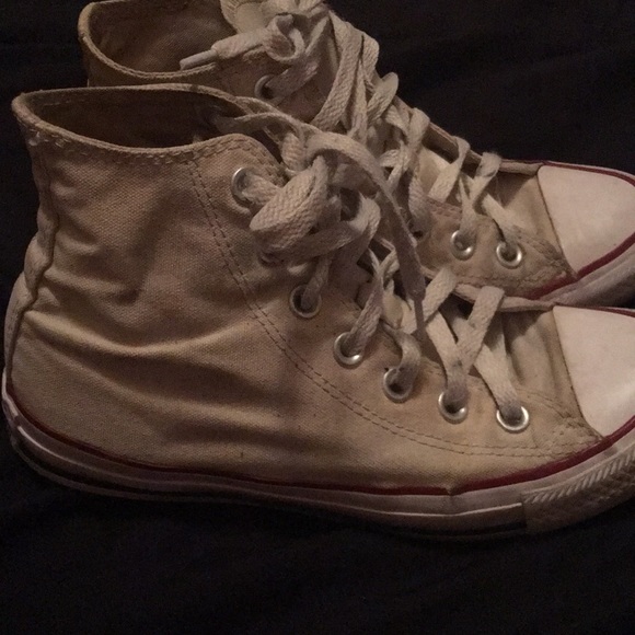 Worn White high top converse - Picture 2 of 8